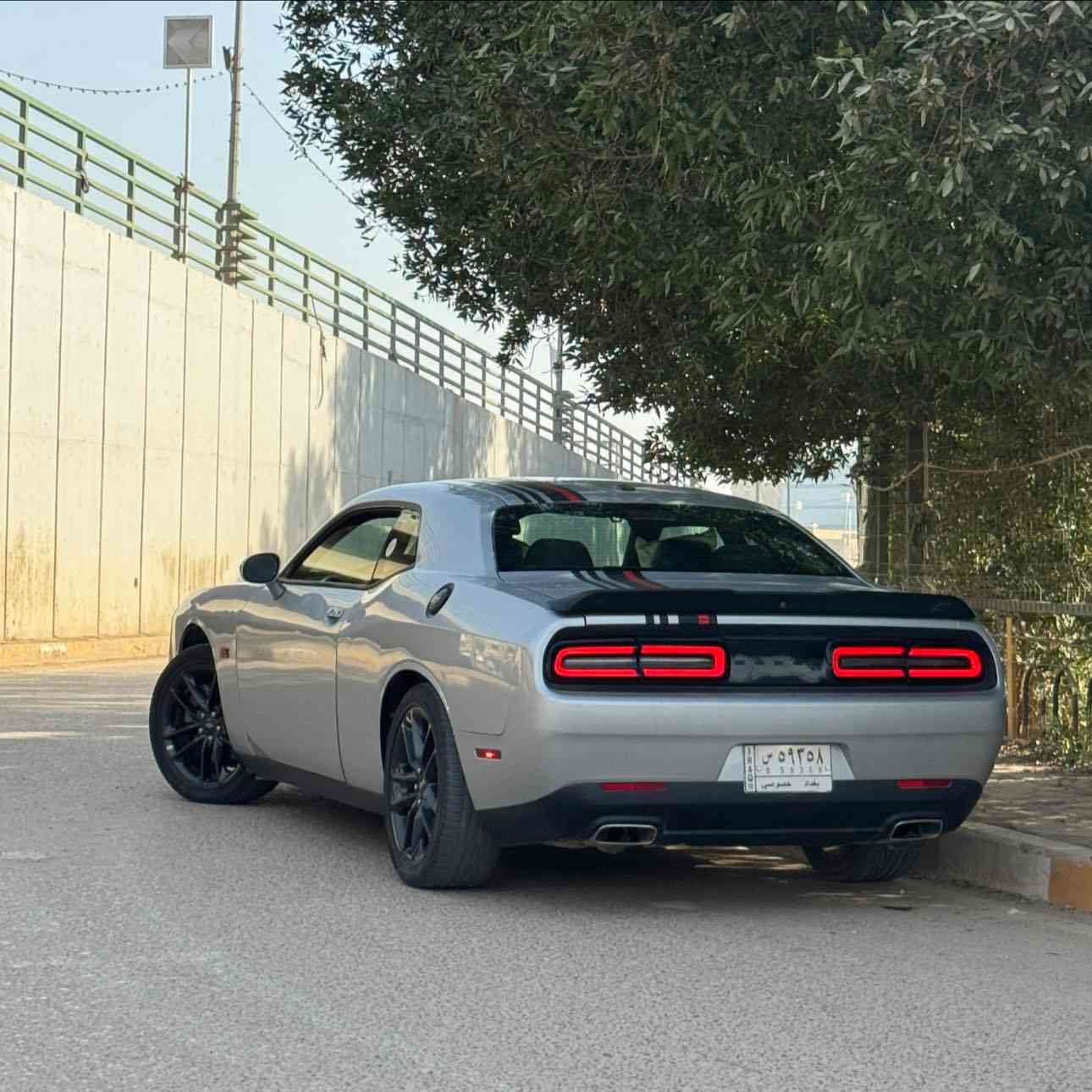 من رخصه الادمن المحترم❤️السلام عليكم
حبايب دوج جالنجر موديل ٢٠٢١ السياره جديددده بمععنه الكلمه ريحه الشركه بيها
ماشيه ٣٠ الف 
المحرك ٣٦٠٠ 
كير مكينه كفاله عامه برغي ممفتوح بيهن
تبريد ثلج
حداديتها جديده شرط مال الشركه
حجرات البيئه موجوده 
ولاكلوب مشتغل بلدشبول شرررط
فور ويل
مواصفاتها تشغيل عن بعد
شفتات ستيرن
سستم صوت سماعت الباين 
حساسات خلفيه
السياره حادثها جاملغ وبنيد جهت صدر وشويه من باب صدر منزله بلمنشور الحادث
شررط الشووواصي طخه مابيهن كفاله عامه حته راديترات بلاديه
بيها صبغ جاملغ وبنيد ونص باب صدر
السياره جاهزه ع اخر حبايه وكلش ناااعمه تراي زيرو
رقم بغداد مشروع وطني ثاني يوم احولك
السعر ١٤٥ وبيها مجال للشراي وسعرها مناسب
والسيا ه مال جناي وبالعافيه ع الياخذها
للاتصال ***********
