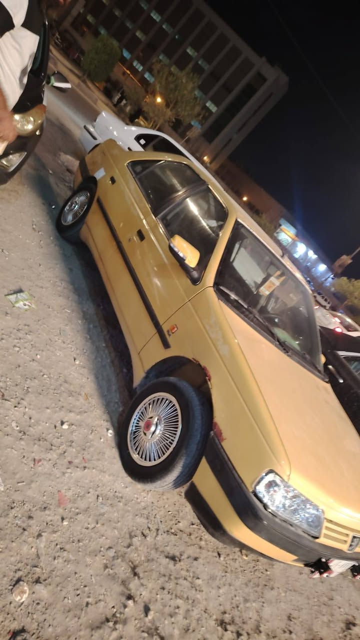 السلام عليكم شباب بيجو 405 موديل 2012 35 وبيها مجال ***********
