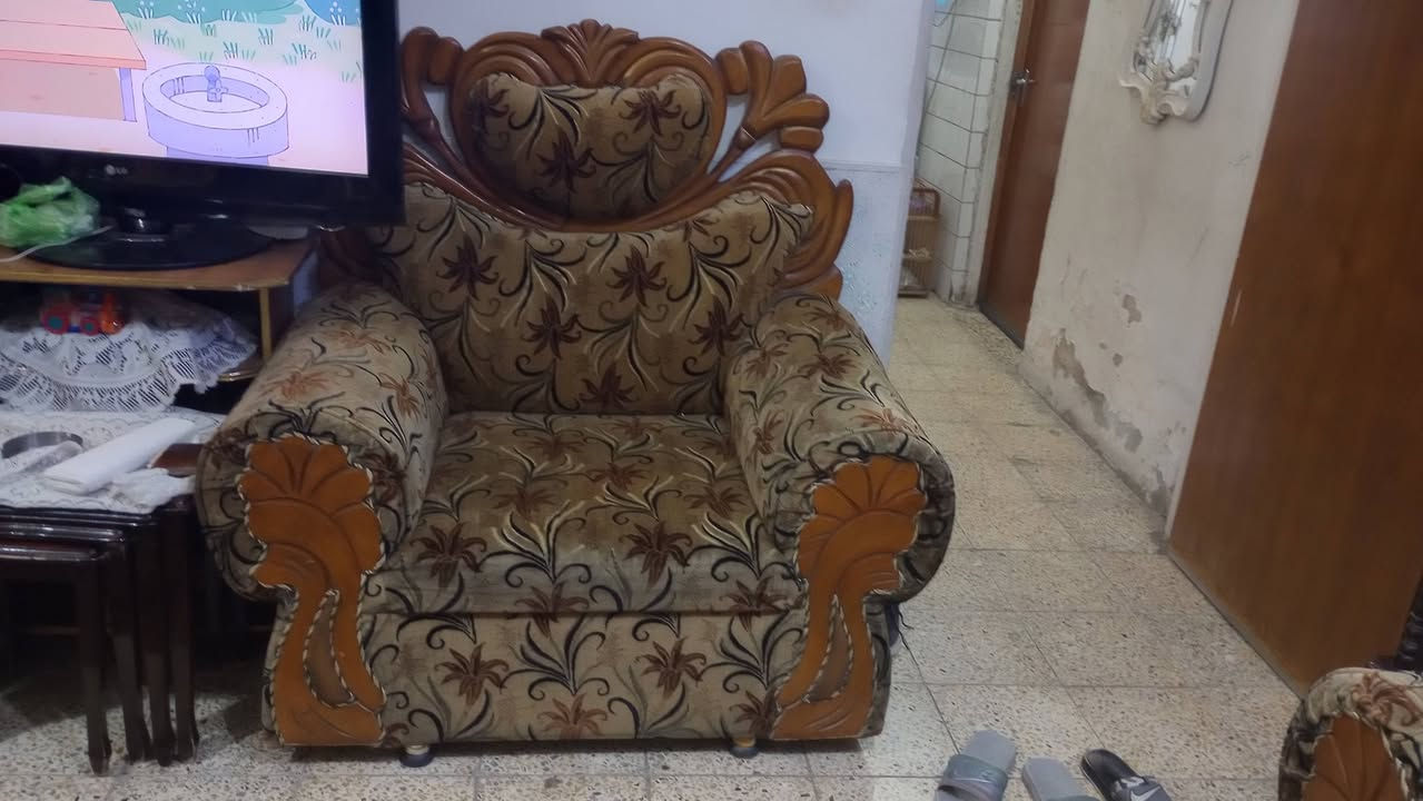 طقم قنفات ست قطع كبير الحجم السعر 300 الف هاتف *********** متواجد على الوتساب
