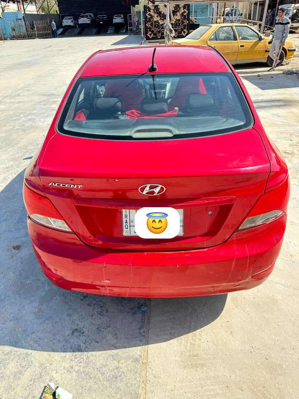 السلام عليكم
اكسنت موديل 2016 امريكي مكينه 1600 رقم بغداد مميز بأسمي ، سنويه لل 29 ، بيها قطعتين صبغ فقط ( البنيد صبغ وربع جاملغ فقط ) باقي كفاله ، مكينه وكير وحداديه وتبريد ❄️ تخم تاير كله جاهزه ___ السعر 85 وبيها مجال 
العنوان ديوانيه مركز 
***********
