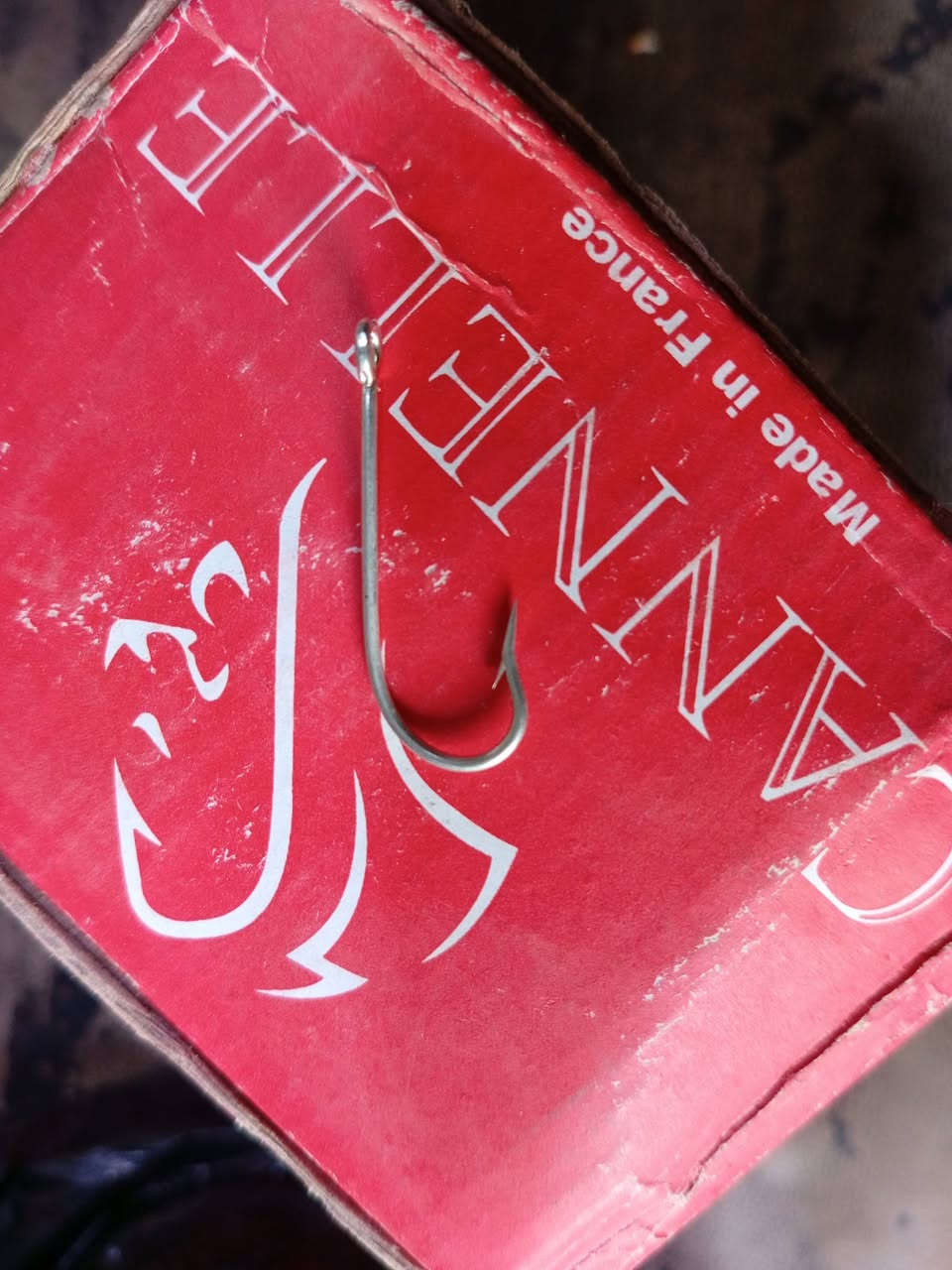 ***********
عدد 50 قطعه بسعر 7 آلاف دينار 
صنع فرنسي اصلي 
واتس اب
