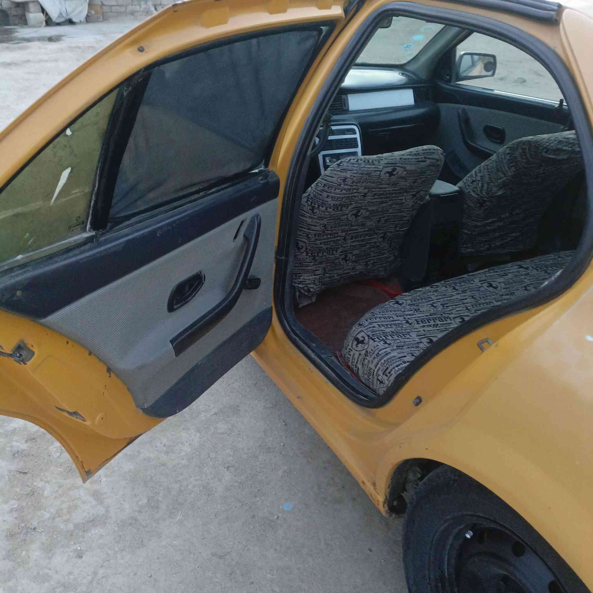 سلام عليكم سمند موديل 10
رقم نكليزي
سيارة حلوه ونضيفه 
كير محرك كهربايات كله جديد 
تخم تاير جديد 
غرفه جديده 
بطاين جديد 
مداور  مالكها بلديوانيه يريد مداور الله يشهد 
مصفره هيئ وغرامات 
سعر 28 
مكان الديوانية الشنافيه 
رقم الهاتف ‏‪***********‬‏
