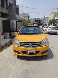سيارة تكسي جيلي ام كي موديل 2013 سنوية لحد 2030  بطاقة بانزين عنده ، ت...