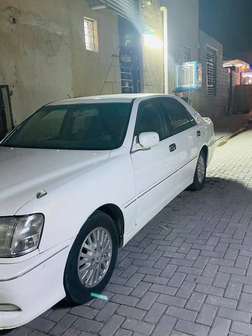 ملكه كراون صدفي اصل كص  جنطه  فقط  موديل2002 ادوات متوئمة  ع الشاصي طبق الاصل وين ميعجبك دك حاسبه  مكينه ديفور صغير كارتون السياره فول نضافه اذا بيها نقص برغي ينزل من سعرها
✺كصة جنطه فقط تحوير نجف  شغل درجة اولى  اقوه شغل بلسوك 
✺دخول جديد مشي قليل   
✺متومة  شمالي الماني شرط الحاسبة 
✺مواصفات  
✺تحكم مري كهربائي +مري شفط
✺كروز نظام تثبيت سرعة 
✺تبريد ثلج  
✺مانع انزلاق 
✺السيارة جاهزة وبدون اي نقص كاملة على 24 حباية  تستلم بدون اي نقص
✺سيارة احلى من الصور وشغلها مضبوط 
✺كير مكينة تبريد تدفئة حدادية دواخل كهربائيات كلشي جاهز
✺مكان بغداد 
✺السعر 37.         ***********
