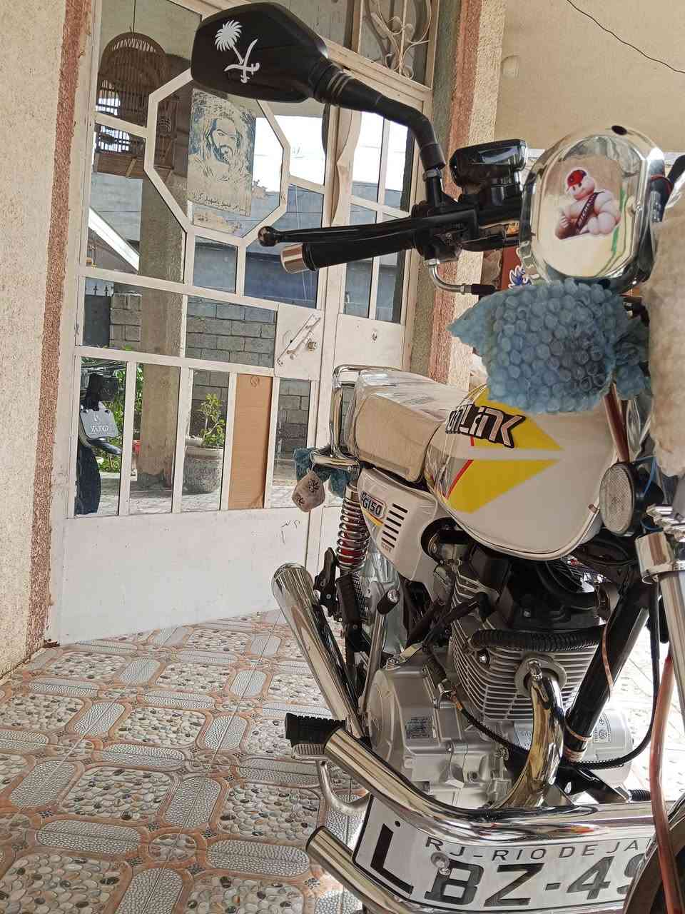 السلام عليكم دراجه سيفان موديل 25 دراجه نضيفه وبرغي مامفتوح بيه والدراجه مال بيت ومجنبزه المكان ديالى الخالص قرية جديدة الأغوات الرقم ***********/السعرر ب 800
