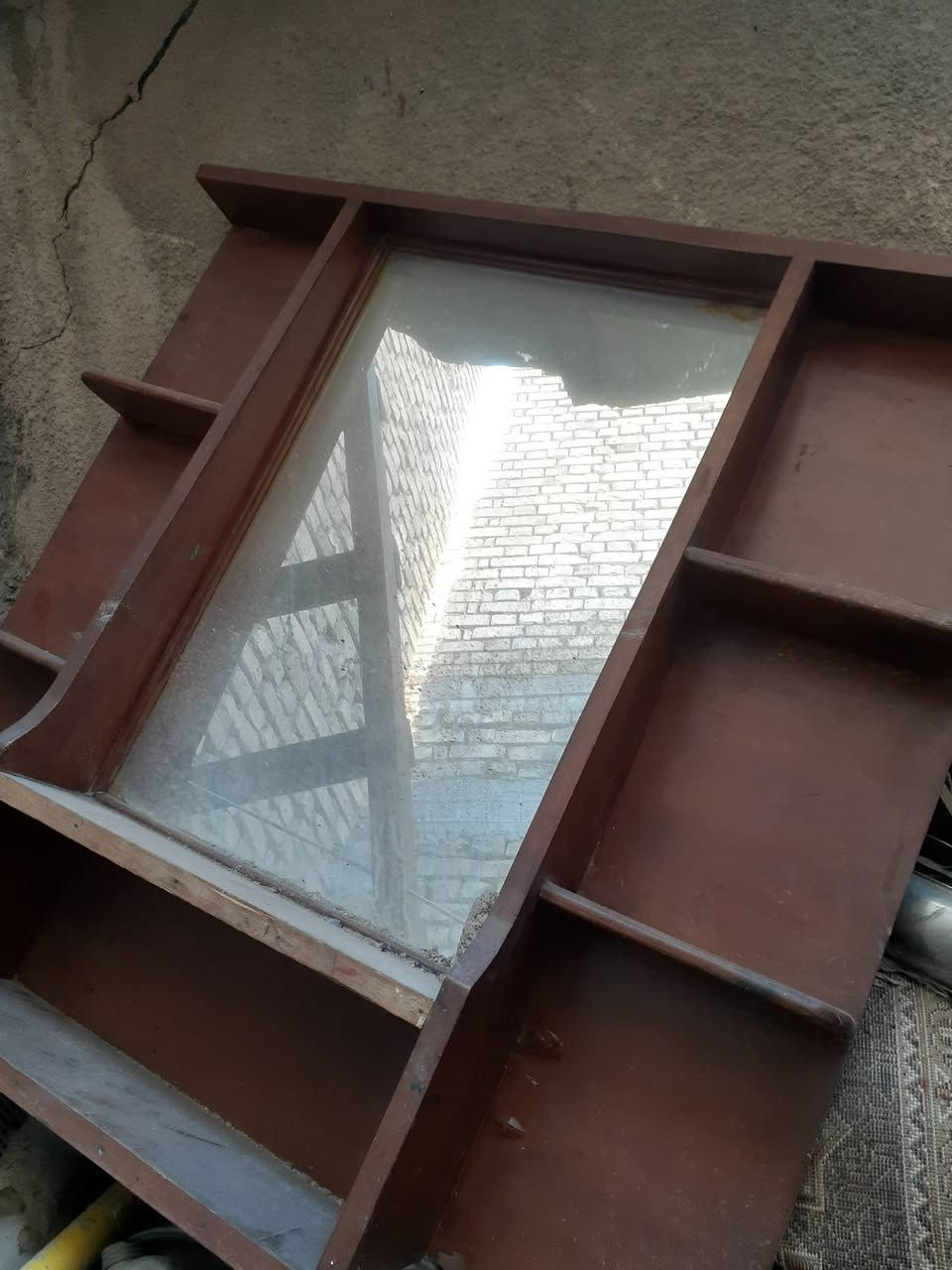 نواعم قيمهن وخذهن ماعندي مكان اخليهن ***********
