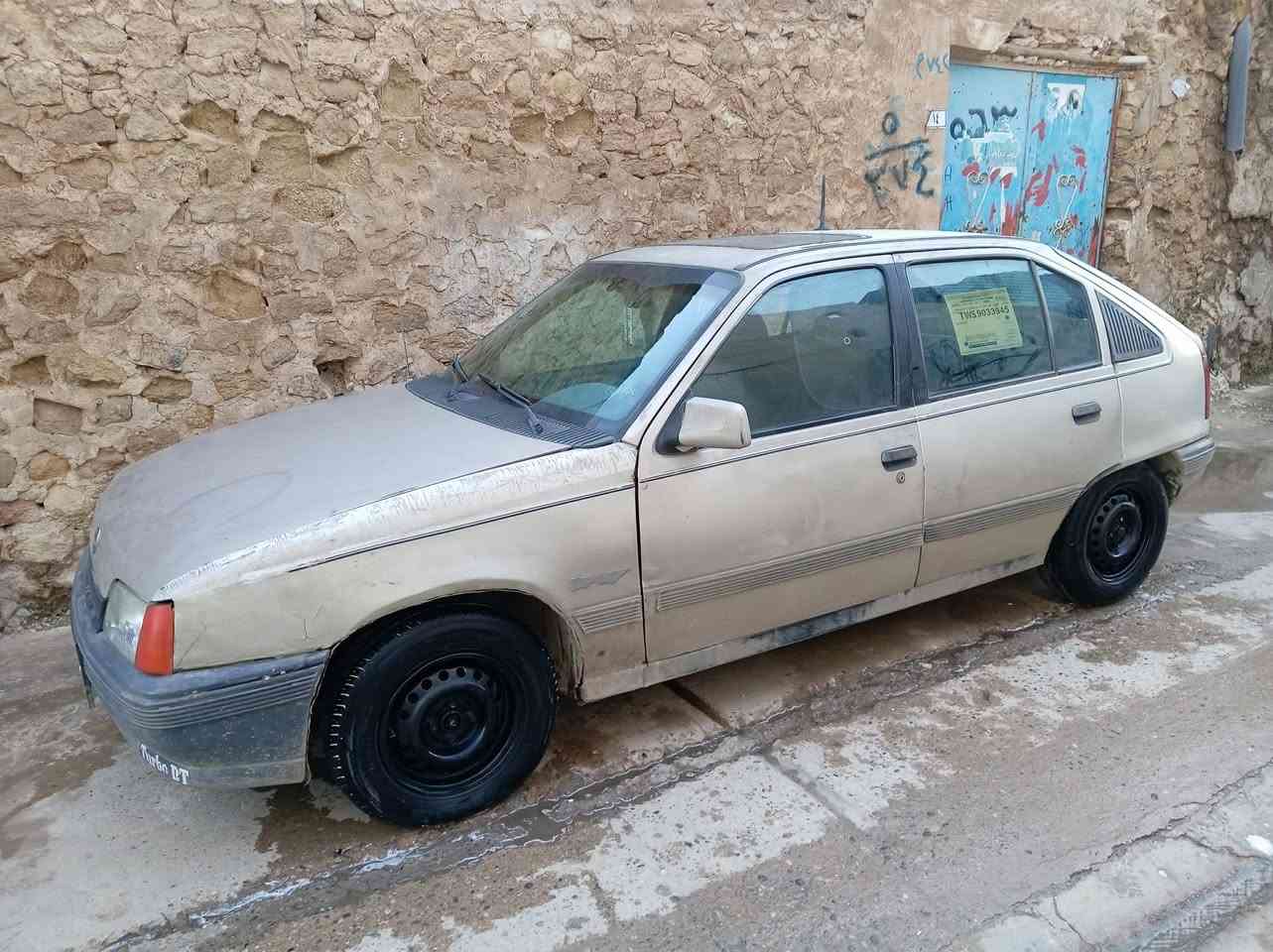 السلام عليكم من رخصت الادمن عندي هاي السياره للبيع محرك بي نفخ كابون بانزين بيها شرط الوكاله والتحويل رقم الماني مسطره مكاني موصل تلكيف قرب القوسيات السعر 23 وبي مجال اشويه      ***********
