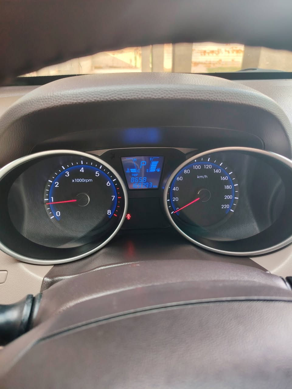 توسان 2015 خليجي
مواصفات معروفه رقم بابل الجديد
بأسمي تحويل مباشر
المكان بابل السده
***********
