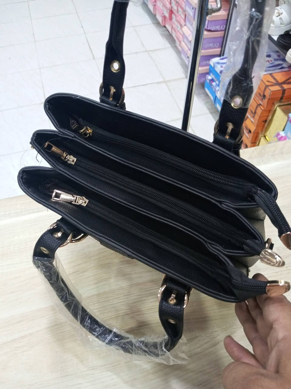 حقيبه نسائي


**إذا كنت صاحب هذا الإعلان وتريد حذفه لأي سبب، رجاءا أرسل رسالة إلى الدعم الفني**