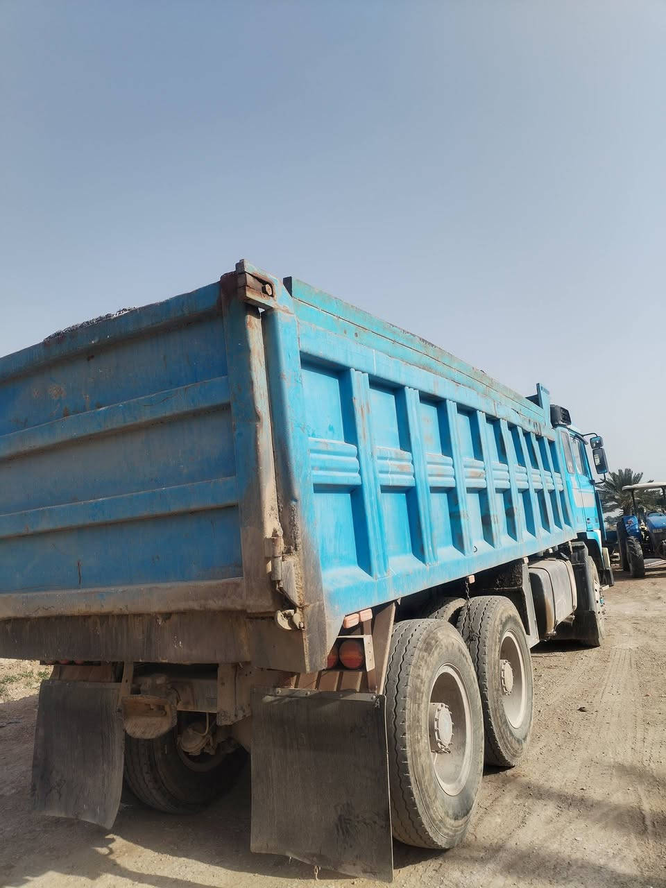 سلام عليكم بدي البيع مال فالفو علم  ***********     ***********
