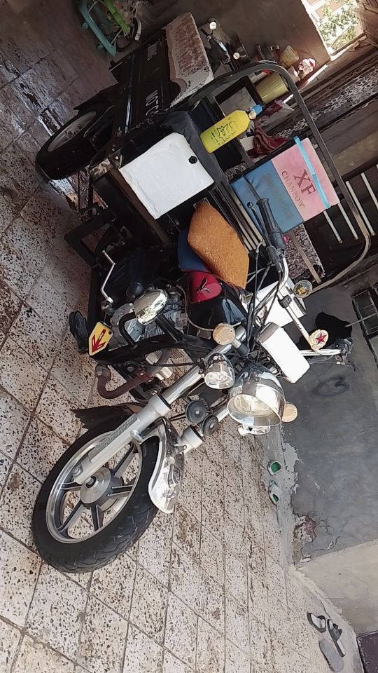 السلام عليكم

ستوته موديل 2023 كامله كل نقص مابيها كلشي شغال وبلاد اوراقها كامله مكانها مسيب مجمع حطين السكني السعر مليون و 800  رقم راعيها ***********
