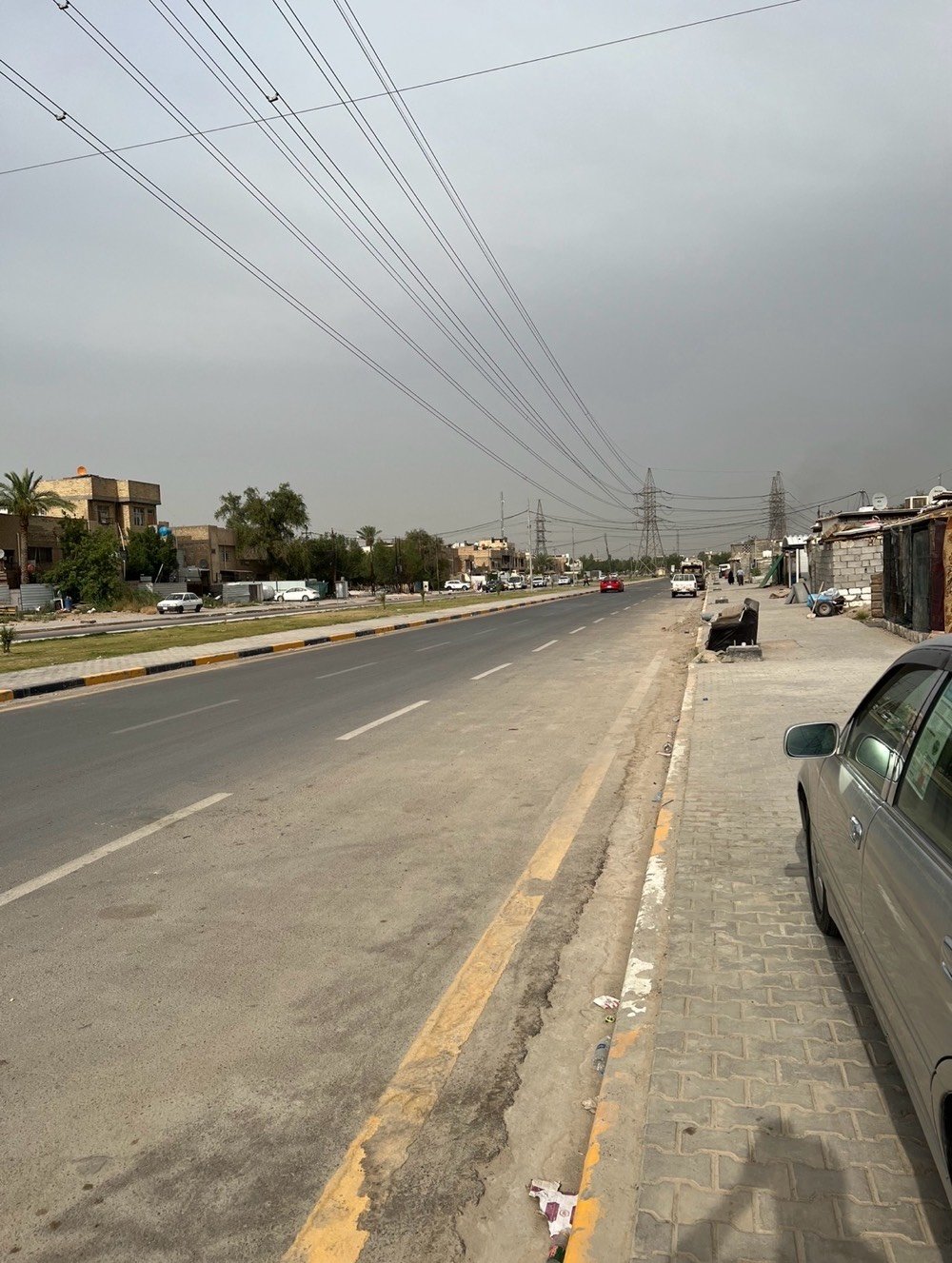 50 متر تجاري شارع سايدين الخطيب الزراعي قرب ماركت الخطيب 3 غرف نوم وصاله وتشجير ***********