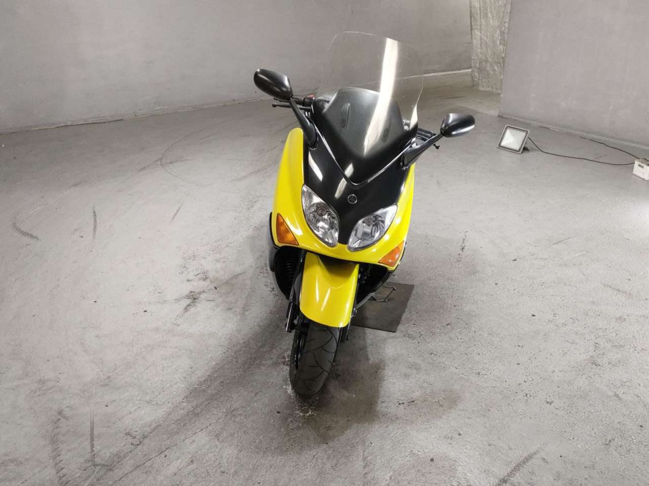 يالله تي ماكس كابريتر ماشية بل يابان 19وحالين 24كفالة عامة الدراجة ترايك للبصرة لشراي يتصل واني خادم بس بيع بدون مراوس ***********
