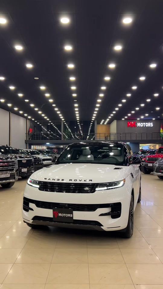 مرحبا بيكم -Welcome-بەخێربێن النوع / RANGE ROVER الموديل / SPORT P360  سنة الصنع /2025 المحرك /V6-3.0L-355hp ناقل الحركة / أوتوماتيك   نوع الوقود / بنزين  عدد الاميال /29000mil بۆزانیاری زیاتر پەیوەندیمان پێوە بکەن جێگای دل خۆشییە *********** *********** ناونیشان/ Erbil 100m Road opposite Cherry Com - MK motors ‎‏#kurd #kurdistan #cars #bmw #mercedesbenz                        
