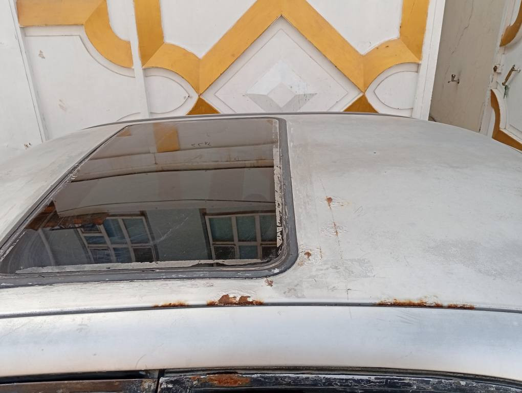 كيه سبكتره موديل ٢٠٠٠ رقم نجف دولي كير عادي محرك بصورة جيدة حداديه ممتازة كهربائية شغاله نظيفه بس البدي يريد ترتيب السعر ١٨ ورقة العنوان نجف هاتف *********** للاستفسار النجف, العراق
