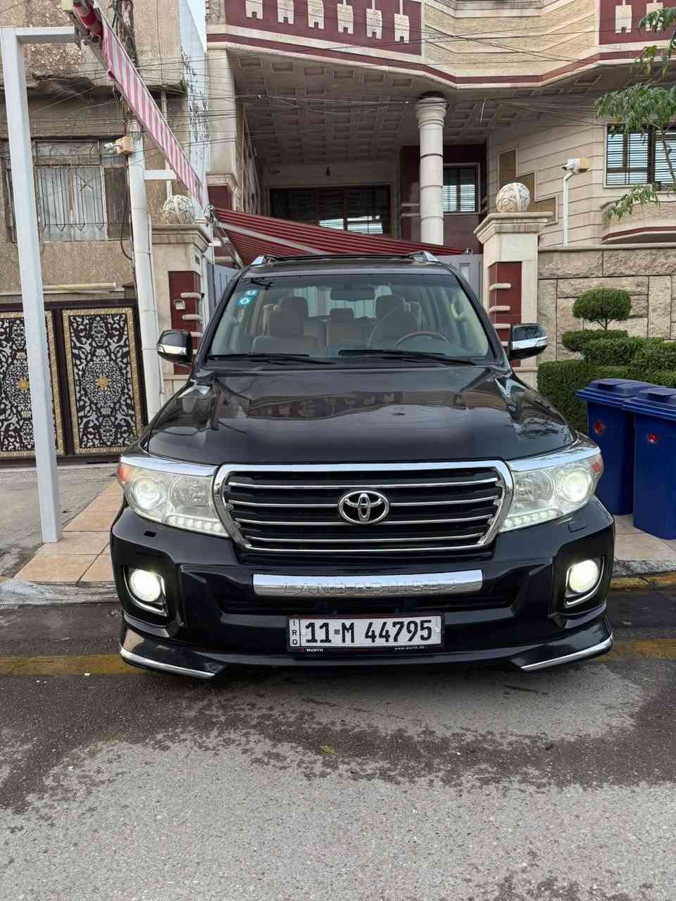 جكساره 2013 ساز
رقم بغداد بسمي جديد انكليزي 
جاهزه من كلشي محرك كير صدر تبريد 
مكفوله من صبغ والضررر فقط بارد مكانين صور سونار بل منشور 
محرك 6 سلندر 
جلد كشن كهرباء 
السعر 325 ورقه  سعر مال بيع نقد فقط
مكاني بغداد حي العدل 
اي استفسار ***********
