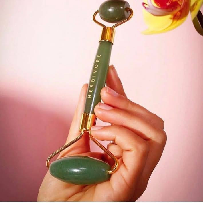 دلاكة حجر اليشم لتدليك عضلات الوجه 
+ تكدرون تستخدموها ويه السيرومات اليومية لتدليك البشرة 😍
الكوري الاصلي 

فقط 1,500🔥🔥🔥
قطعتين 2,000🔥🔥🔥
عروض نار 🔥🔥🔥🔥
توصيل داخل المحافظة للطلب ألي  يجاوز 25ألف توصيل مجاني +هدية ☑️
توصيل المحافظات مجاني للطلب ألي يجاوز 50الف + هدية ☑️
رابط القناة : 
t.me/ARSHEDALIg

العنوان ♦️♦️♦️♦️♦️♦️
الديوانية / شارع الوكفة القديمة 

جملة /ومفرد
للحجزوالاستفسار
واتس اب📲 حصراً
*********** || ارشد
*********** || ارشد

🚚🚕🚚🚕
يوجد خدمة توصيل لجميع المحافظات 

توصيل المحافظات  5,000 الاف دينار 

اضغط لـ معرفة صفحة الانستكرام 
https://www.instagram.com/4_24s?igsh=MWQyMjhzajBkbHR0dA==

اضغط لـ معرفة صفحة الفيس بوك
https://www.facebook.com/share/17e5abKMmY/
