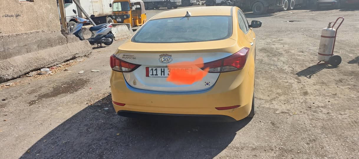 سلام عليكم لنتره 15البيع وارد مريكي 
حادثه جاملق مامي جهت ليمنه سياره نص فول 
رقم نكليزي بسامينه سياره مصفره من كلشي 
سعر 100 ورقه  وبيه مجال /***********
