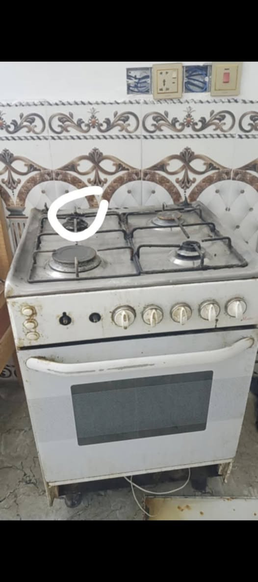 غساله اوتوماتيكية شغالة فول علبلادي ٢٣٠ طباخ شغال فول فرن وعيون بس عين وحدة ماشره عليه ٤٥ الاسعار بيه مجال


**إذا كنت صاحب هذا الإعلان وتريد حذفه لأي سبب، رجاءا أرسل رسالة إلى الدعم الفني**