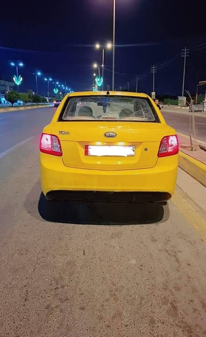 السلام عليكم
سيارة ريو ٢٠١٢ خليجي للبيع 
السيارة مكفولة عدا البنيد مفتوح نفسه 
محرك ١٦٠٠ كير اوتوماتيك. كير محرك شرط كله نظيف، تبريد ثلج 
السنوية بأسمي لغاية ٢٠٣١ 
رقم بابل دولي هزة جديدة
مصفره هيئة وغرامات 
المكان السماوة / قضاء الرميثة 
السعر ٨٠
 للاستفسار الاتصال على الرقم ***********‪
