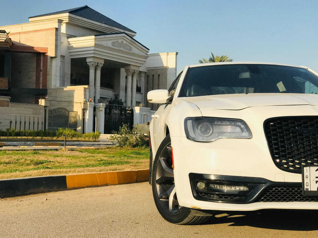 كرايسلر 300 S موديل 2022 اصل
وارد أمريكي فول مواصفات رقم بغداد بأسمي تو ويل حادث والسونار بالصور موجود وهذا رقم الشاصي👇    2C3CCABGXNH116060 
ماشية 55 الف ميل حقيقي كير محرك شواصي كفالة
صدر جديد، تبديل لغد أيمن من البوينات بدون كص ولا لحيم مكاني بغداد #السعر_245
للاتصال
***********
***********
