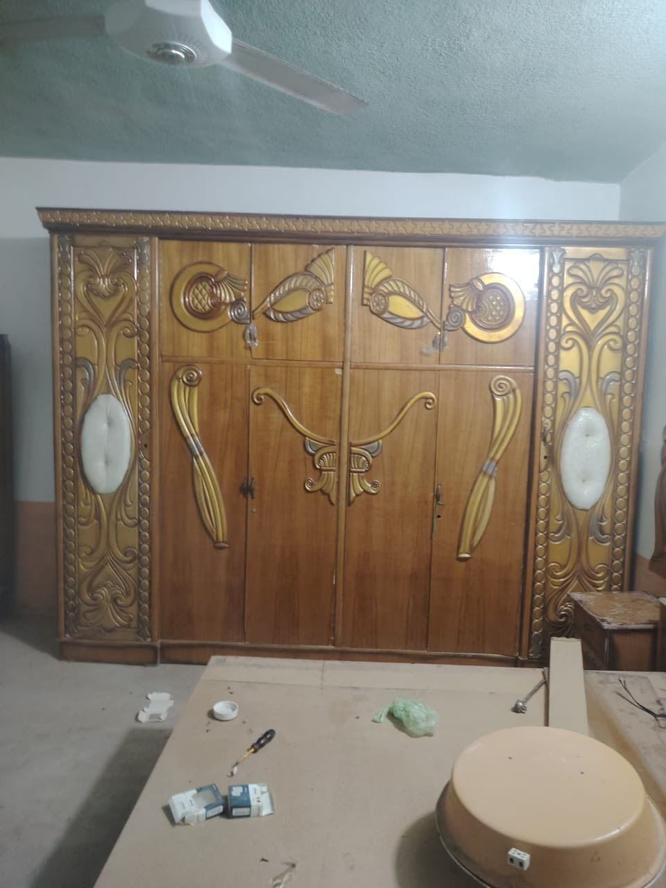 غرفه للبيع. نظيفه وبحاله جيده وبسعر مناسب للاستفسار اتصل ‭0780 016 2199‬
