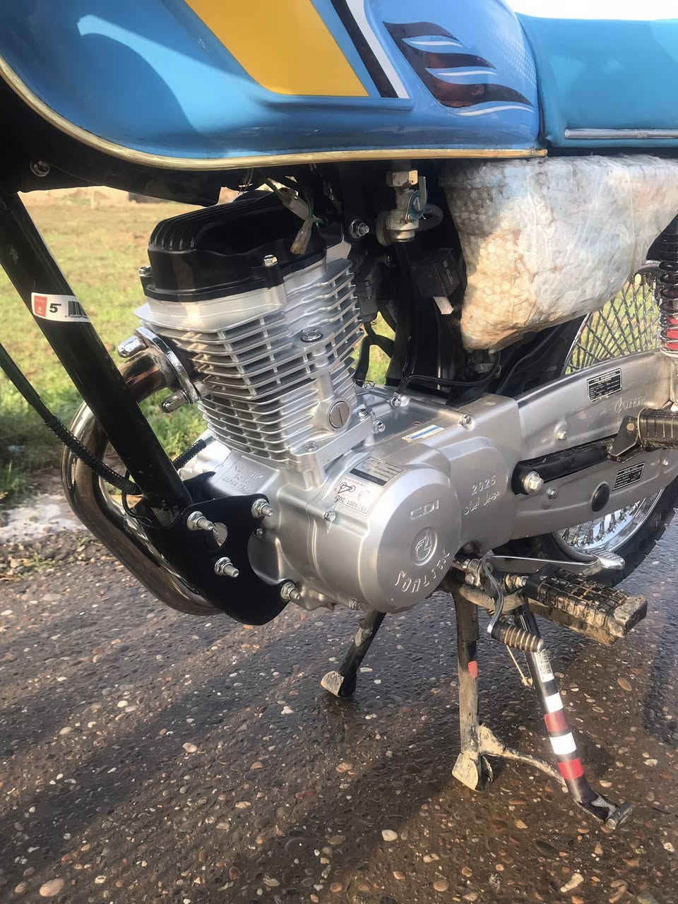 السلام وعليكم تايكر موديل 25 محرك شرط سبانه مامحطوط علي ونشاط فول السعر 700وبي مجال


**إذا كنت صاحب هذا الإعلان وتريد حذفه لأي سبب، رجاءا أرسل رسالة إلى الدعم الفني**