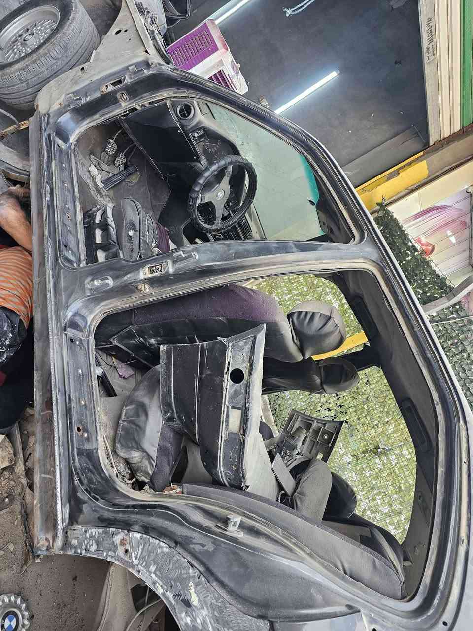 تم تجهيز سمكره والصبغ بلكامل من النمر للصباغه ال BMW
بابل المسيب قرب مفرق لسده ***********
تحياتي للجميع
