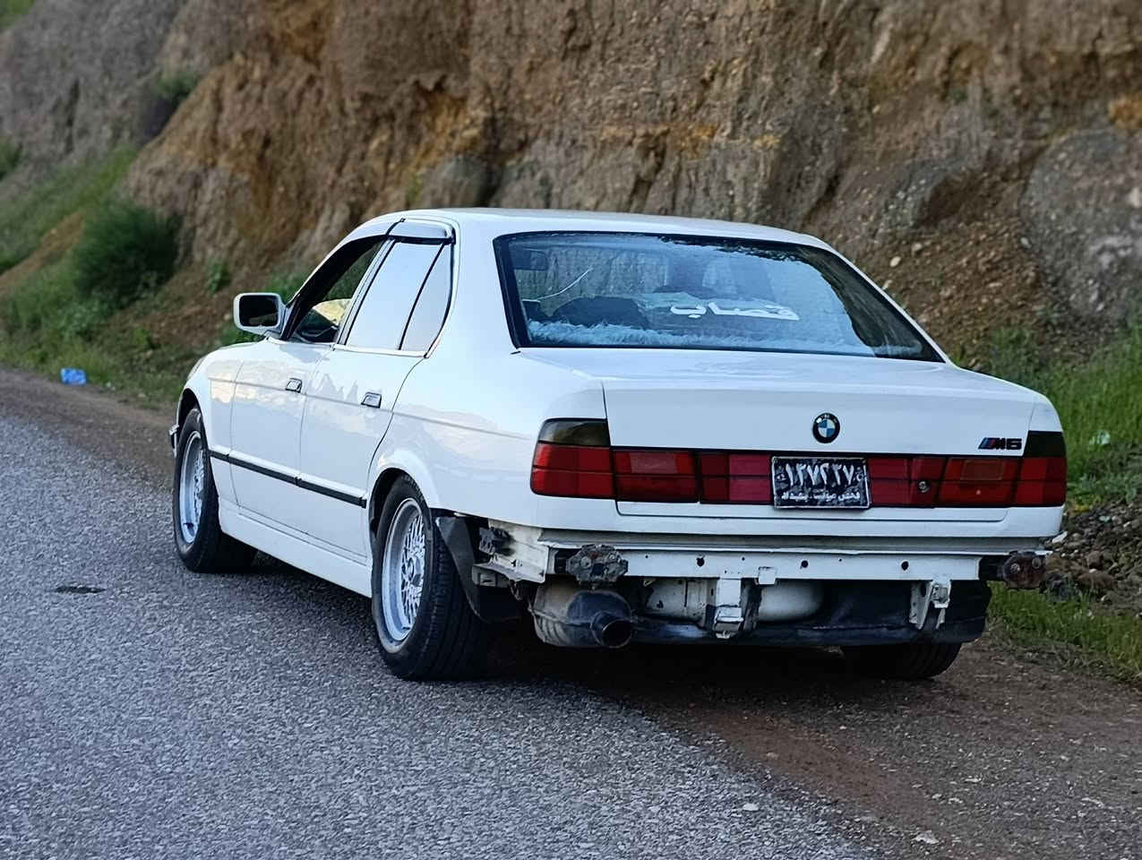 سڵاوی خوا لە هەموو لایەک
BMW بۆ فرۆشتن 
مۆدیل 1993
520i گێڕ عادی 
ئاڕمی پلاستیکی هەولێرە بەشەرتی غەرامەو هەموو شتێ گێڕ و مەکینە بەشەرت نە سەرف نە بوغار  مەکینەی لۆکە
تەبرید سارد و گەرم  بەدوای عەیبا مەگەڕێ هیچ مەسرفی نیە 
بۆ نرخ پەیوەندی بکە یان نامه بنێرە
*********** لەکەلارم
#Admin
