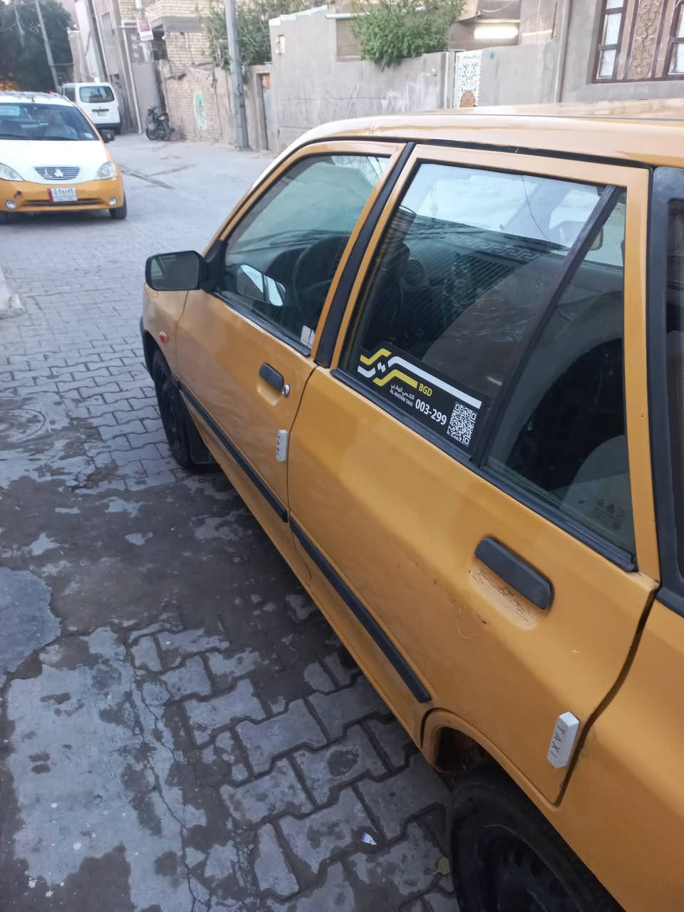 السلام عليكم سياره سايبه موديل ٢٠٠١٣ جديده خيرمن الله رقم انكليزي السنويه بسمنه مطلوبه كيرمكينه تخم تاير تبريد كهربائيات تدفئة السياره جاهزه مكان السياره بغدادمدينة الحريه رقم الهاتف ***********السعر ٢٧ورقه وبيه مجال بسيط
