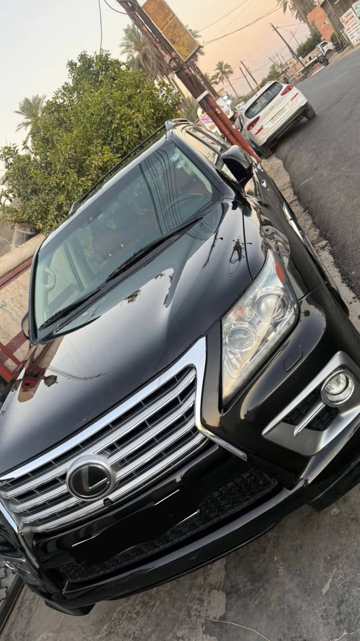 فول فول مواصفات موديل 2014
ماشية 100الف حقيقي شرط الفحص 

فول فول مواصفات شاشة كبيرة لمس كاميرا 
حاسة رادارات كشن جلد كشن كاراباي بصمة 
 تشغيل عن بعد تحكمات ستيرن بلتوس اوكس
 كار بلي أوتو ستوب للتحذيرات تبيرد مركزي
 تحديد سرعة محرك 8 سلندر فورويل 
محرك كير واير بشرط مامفتوح 
سيارة حيل نظيفة كلشي عل بلاد جديد 
سنوية هزة كلشي جديد مدفوع لـ
باسمي السنوية بشرط تحويل وغرامـة
سيارة مابيـها دينار مصرف كامل من كل نواحي

مكفولة عدا pdr  بالباب كلش صغير 
سيارة سيرفس كامل بالشركة مابيها اي نقص وعليها نانو سيراميك الاصلي ضمان مدا الحياه
السعر 430 وبيهة مجال   
رقم صاحب سيارة 
***********
***********
عنوان السيارة بغداد جسر المثنى
