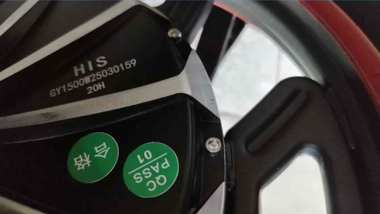 جديد دراجة شحن   موديل 2025  و بشكل  جديد كلياً  من شركة  HIS الرصينة والمعروفة

 4 بطاريات دبل 32 امبير

 قوة الملف 1500 واط

بوكس خلفي

كشن  عالي

سلة مميزة

لد امامي قوي

حامل وشاحن موبايل

 ام بي 3 MP3

تلائم جميع الاعمار والاغراض

اقتصادية

اعتمادية

رصينة وقوية

نظام انارة متكامل السرعة القصوى  تتجاوز الـ  60 كيلو متر بالساعة حقيقية - 4 سرع

بصمة العدد 2 – سويج عدد2  –-كارت NFC عدد 2  -جهاز انذار ضد السرقة

 ممكن تشغيلها بالكارت او السويج او البصمة

 السعر :  550   الف دينار عراقي

محل الورقة الخضراء للدراجات الكهربائية الشحن   

بغداد – شارع الربيع – مقابل الامثل للمطابخ – قرب مدخل دور نواب الضباط في الحرية للتواصل : واتساب *********** – ***********
