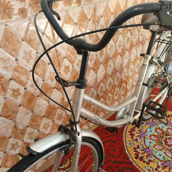 بايسكل 26 ياباني حاويه نظيف السعر 75 وبيه مجال ناصريه المنصوريه ***********
