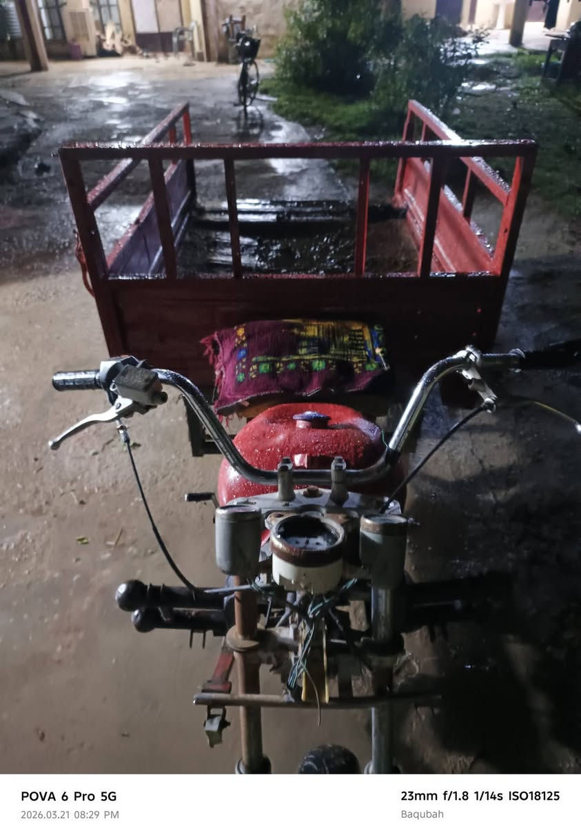 السلام عليكم ستوتة ام تي ار للبيع موديل 2010 اوراق كاملة 
مكفولة من السرقة نقص لايت امامي تخم تايرات مكفولة من اللحيم اكسل ام الطير السعر 500 وبيهة مجال للاتصال متوفر واتساب واتصال 
***********
***********
