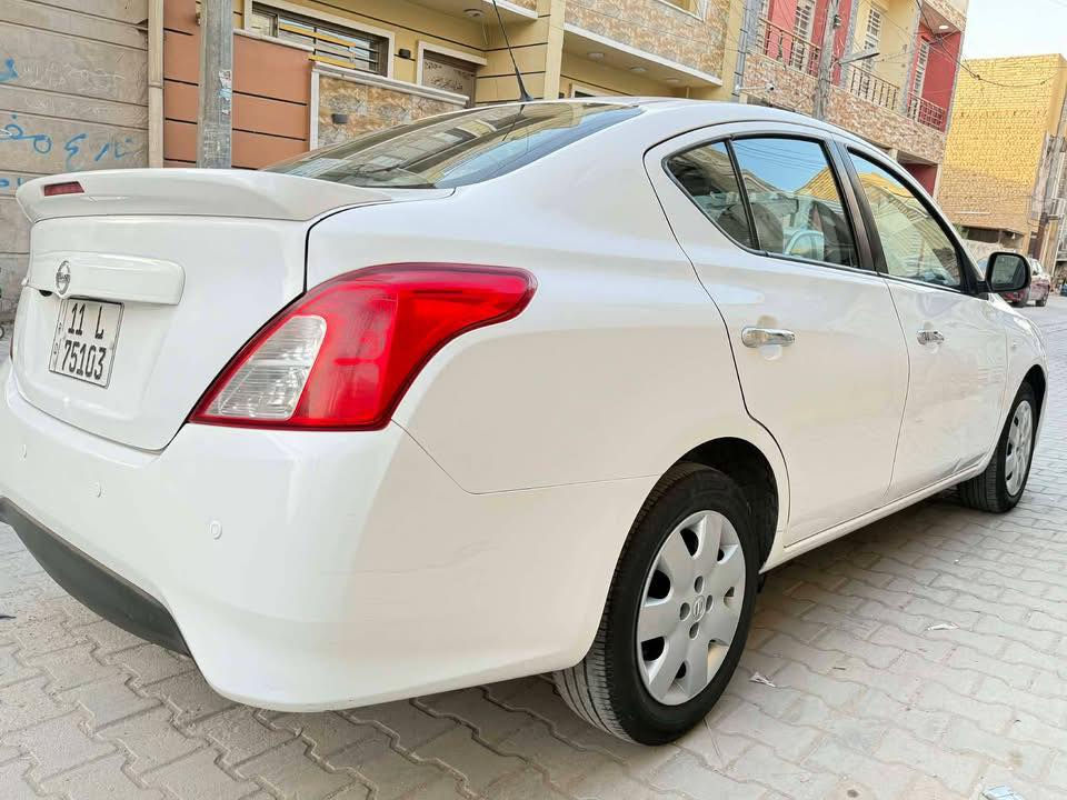 نيسان سني هندي بليته زركه موديل ٢٠٢١ ماشيه 50 الف مواصفات معروفه مكفوله من الصبغ والبارد وتعديل سياره جديده الحمدلله بيها رصعات موضحه بصور السونار موجود بصور المكان بغداد الشعب رقم بغداد 

السعر ١١٧ بيها مجال الشراي يتصل فقط ***********
