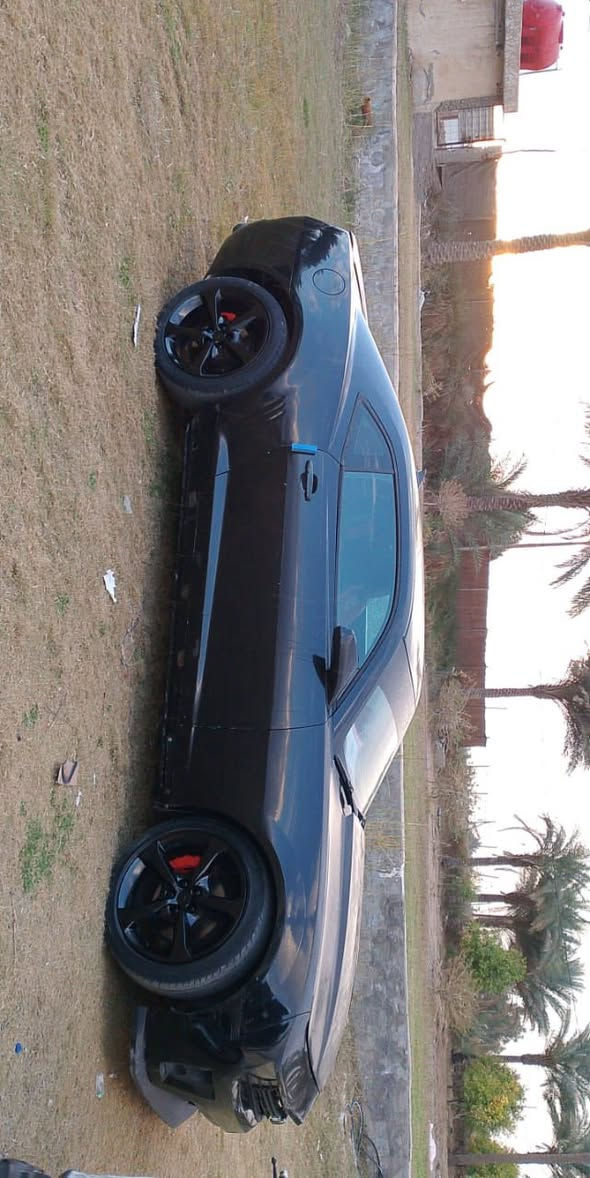 السلام عليكم.كمارو للبيع موديل٢٠١٢سياره رقم بغداد مشروع وطني وين مايعجبك تداور سنويه ٢٠٢٧ عليها غرامات ٥ورقات تنزل من سعرها سياره جاهزه للأخير كير مكينه حداديه تخم تاير تبريد تدفأه كهربائيات كلها شغاله باتري جديد  عليها كروز رياضي  سياره فقط جاملغ وبنيد بدون دواخل بدون شواصي سعرها ٧٥$وبيها مجال مكاني بابل النيل السريع الجديد ***********/***********
