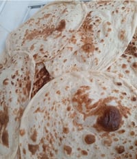 خبز حار • كيس • ابيض وشعري
