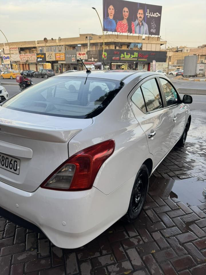 سني الهندي موديل 2019
بدون صبغ مكانين بارد رقم اربيل باسمي 
سنويه جديده وهزه جديده 
مكان السياره بغداد الصليخ 
السعر ١٠٣$ الاتصال ***********
