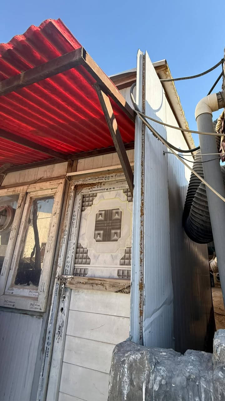 غرفة سندويج للبيع بغداد المنصور ساحة اللقاء
***********
