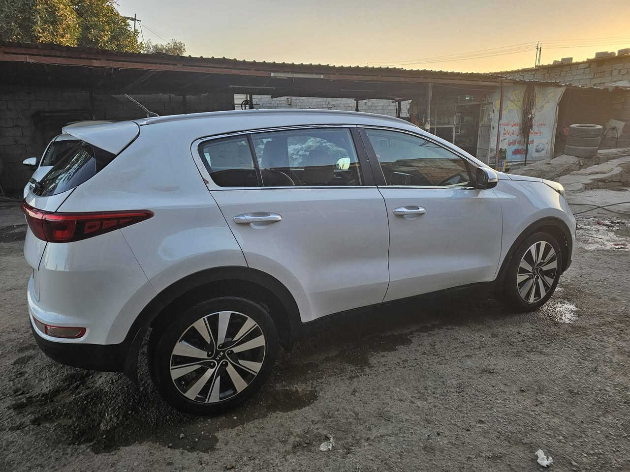 2018 متجايه مصبوغه عام بدون كص بدون داواخل ماشيه 100 الف كير مكينه عل بلاد ***********
