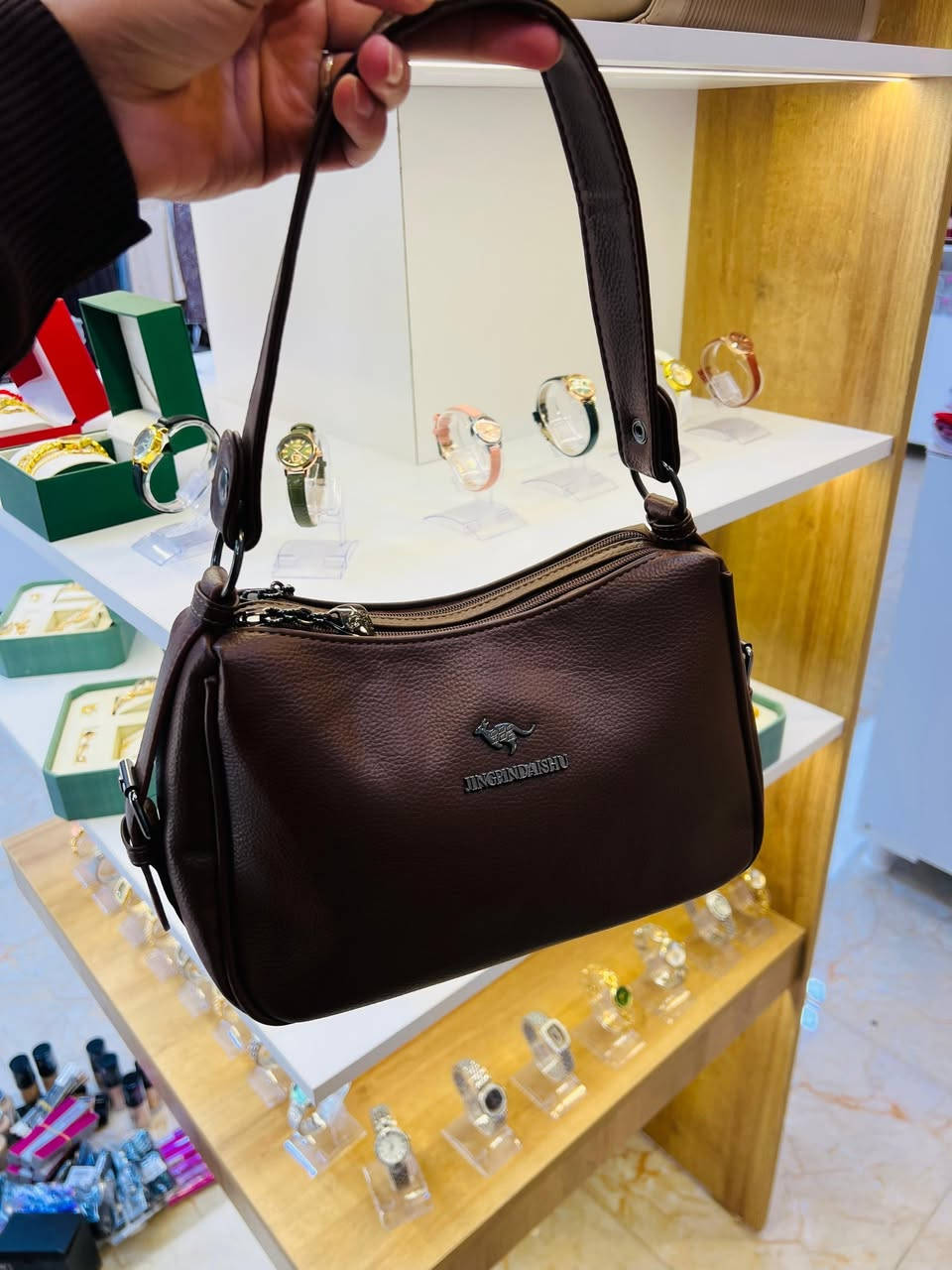 تالين تالين 😍

بضاعه حقائب 👜👝 اي قطعة فقط ب15 الف 👉

السعر اي قطعة فقط ب15 الف 👉❤️

العنوان/ هيت / الجمعية / مقابل ماركت الطارق
متوفر خدمة توصيل 😍


**إذا كنت صاحب هذا الإعلان وتريد حذفه لأي سبب، رجاءا أرسل رسالة إلى الدعم الفني**