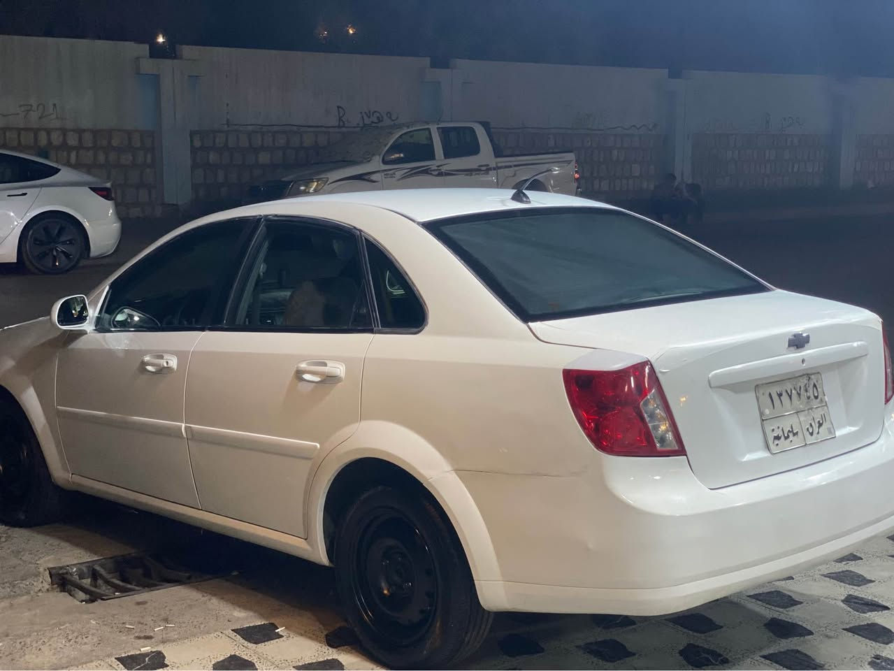 شؤفرليت ؤپترا 2012 حيزام بؤياخ براوه وه ر گه را به شه رت سه قفى بسته ك سارده كوته گير مه كينه ته بريت ته قه و ره قه هه موى به شه رت يه ك دينار مه سروفى تيدا نييه جار تايه ى نويى له بنه تازه لؤى به سترايه سه نه وى تا 2028 نوييه (1290)هه زار غرامه ى له سه ره دوايي محامه له ده يگه رينمه وه بؤت سعرى 75 و محامه له يه كى برايانه ره قه م ته له فؤن (***********) أربيل, العراق
