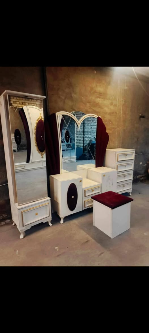 #غرفة_نوم_تركيه#تركي نضيفة حيييل وكاملة 800 @إشارة


**إذا كنت صاحب هذا الإعلان وتريد حذفه لأي سبب، رجاءا أرسل رسالة إلى الدعم الفني**