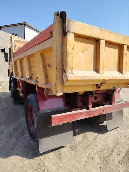 ياالله السلام عليكم ورحمة الله وبركاته مكلف بنشر مكلف بنشر تك للبيع موديل ٧٥ مكينه ٨ بعدهي على سحك كير ٢٥ أكسل جيف قمار مال أثمانينات مامصبوغه تخم تاير شاصي كفاله رقم أنبار صدامي أمداور مباشر مكان بابل السعر 90 رقم التلفون ***********
