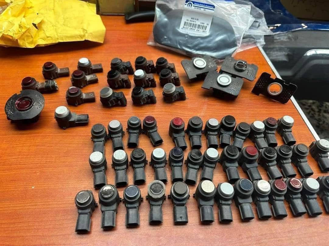 جديـــــــــــــــــــدنـــــــــــــــــــــــــــــــــــا⚫️💯⚪️
اهلا بكم في المجمع الامريكي 🚘🏎🚙🚗
يتوفر 
محرك دوج دورنكو 2019
كير دورنكو من 2014 / 2021 
دعاميه فوول حساس ورادار كامله 
دعاميه دورنكو 2022 تفصيخ مثقوبه كامل كل الوان 
دعاميه دورنكو 2022 تفصيخ سوده بدون ثقوب 
دعاميه دورنكو 2022 

بنيد ابو فتحات مع فتحات كامل فافون 
لايت دورنكو 2021 Rt وعادي داخل اسود 
لايت دورنكو 2020 داخل اسود لد 
لايت ٢٠١٣. دورنكو 
بدون رادار ABS 2022
بطانه جاملغ 2022 مخمل 
بطانه جاملغ 2019 مخمل 
فلينه دورنكو 
جسر دورنكو 
قواعد فيوزات 
مروحه دورنكو 
راديتر تبريد راديتر ماي 
دسكات اصلي وتجاريه 
فيتبم اصلي وتجاري ضمان 
 من موديل 2021/2022ABS دورنكو 
صدر امامي خلفي تجاري وتفصيخ 
يوجد خدمة توصيل داخل بغداد و المحافظات كافة .
للاستفسار الاتصال على رقم الهاتف 
☎️☎️☎️***********
 ☎️☎️☎️***********
شارع مطار المثنى قرب حلويات الخاصكي مجمع الامريكي 
يفتح المجمع الساعة 8 صباحا ولغاية الساعة 5 مساءا
