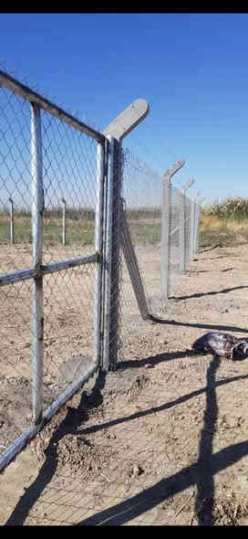 أسعار المتر مع الكرسته والعمل تبدأ من 5,000 إلى 10,000 دينار
نماذج من أعمالنا في تركيب سياج B.R.C بجادر وبدون جادر
 أعمالنا درجة أولى بمواد أصلية ومواصفات عالمية
 فريق فني متخصص لضمان الجودة والاحترافية في العمل.
 نغطي جميع محافظات العراق لضمان الوصول إليكم أينما كنتم.
 لسنا الوحيدين، لكننا نطمح أن نكون الأفضل من خلال تقديم خدمات دقيقة وسريعة.
📞 للاستفسار، يرجى مراسلة الصفحة من الزر أسفل المنشور أو التواصل على الأرقام التالية:
0780 645 2314 واتساب
***********  (واتساب)
***********
