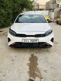 كيا فورتي ( جيتي  ) فول  وارد امريكي   ماشيه 50مايل   موديل 2023  دخول...