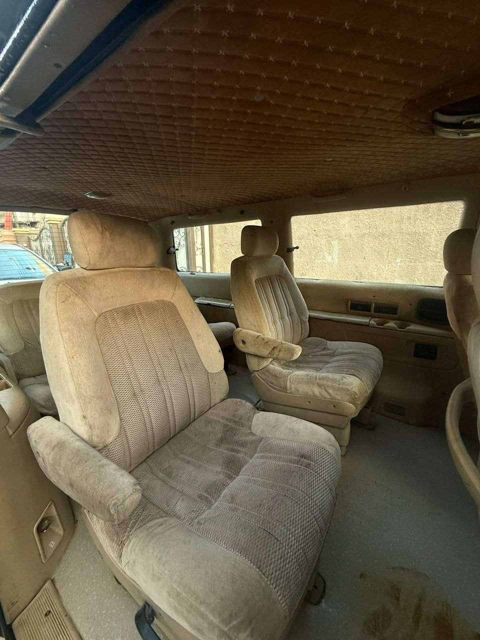 اسلام عليكم ورحمه الله وبركاته 
للبيع سياره دوج موديل ٩٣ رقم كربلاء.  الدولي السياره الطويله امحدثه كير ومحرك ٣٣٠٠  مال موديل ٢٠٠٧ حاويه  السياره ابلاديه دكت جاكوج مابيهه عله وضعيت الشركه بس جارده 
٣ قطع تبريد بس تربط الكمبريسر وتشحن غاز
كشنات كهرباء سياحي  شرط التحويل 
مكان السياره بغداد البياع  
سعرهه ٣٨ ورقه وبيهه مجال حك الجيه 
رقم الهاتف  ***********  السياره احلى من الصور وبلعافيه عله الي ياخذهه
