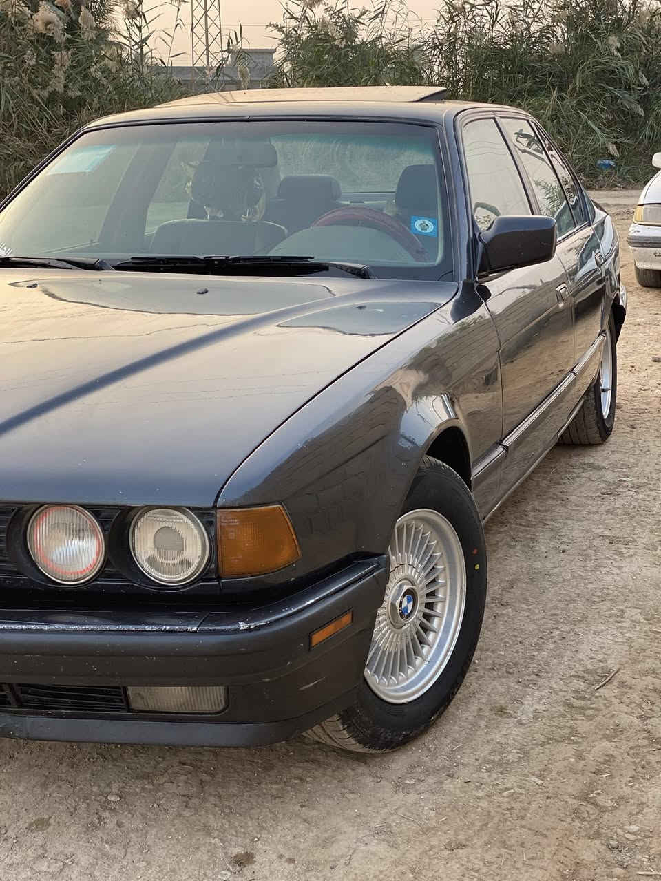 السلام عليكم 730للبيع او مرواوس  ب 500السياره جديده بمعنى الكلمه كير مكينه حداديه كله جديد كهربائيات كلها شغاله تخم تاير بيها ادامه كامله للمكينه   سعر 60 ***********
