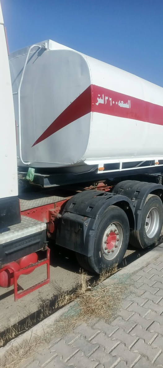 *********** السلام عليكم فولفو مقفوله متهامير التعاميه مكيله سنويه جديده سعر دفترين و80 بيها مجال
